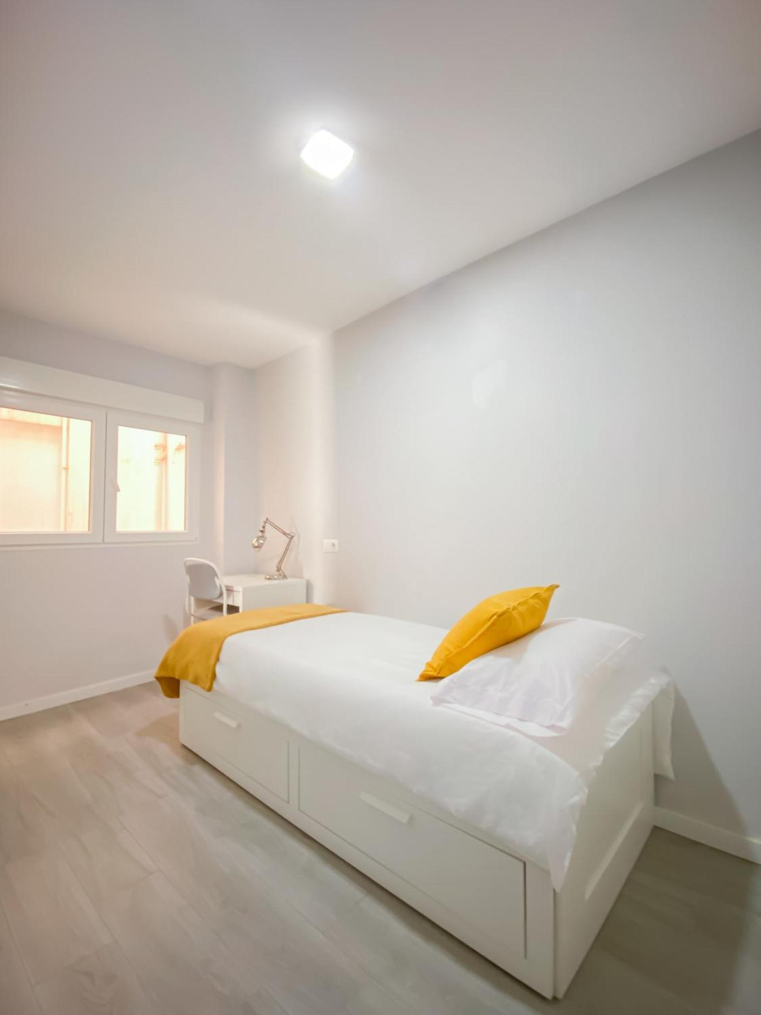 3 Rooms Y 3 Baths Y Aparcamiento Catedral Малага Экстерьер фото