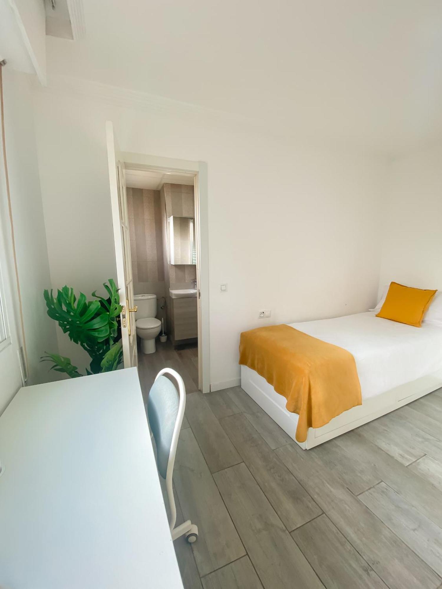 3 Rooms Y 3 Baths Y Aparcamiento Catedral Малага Экстерьер фото