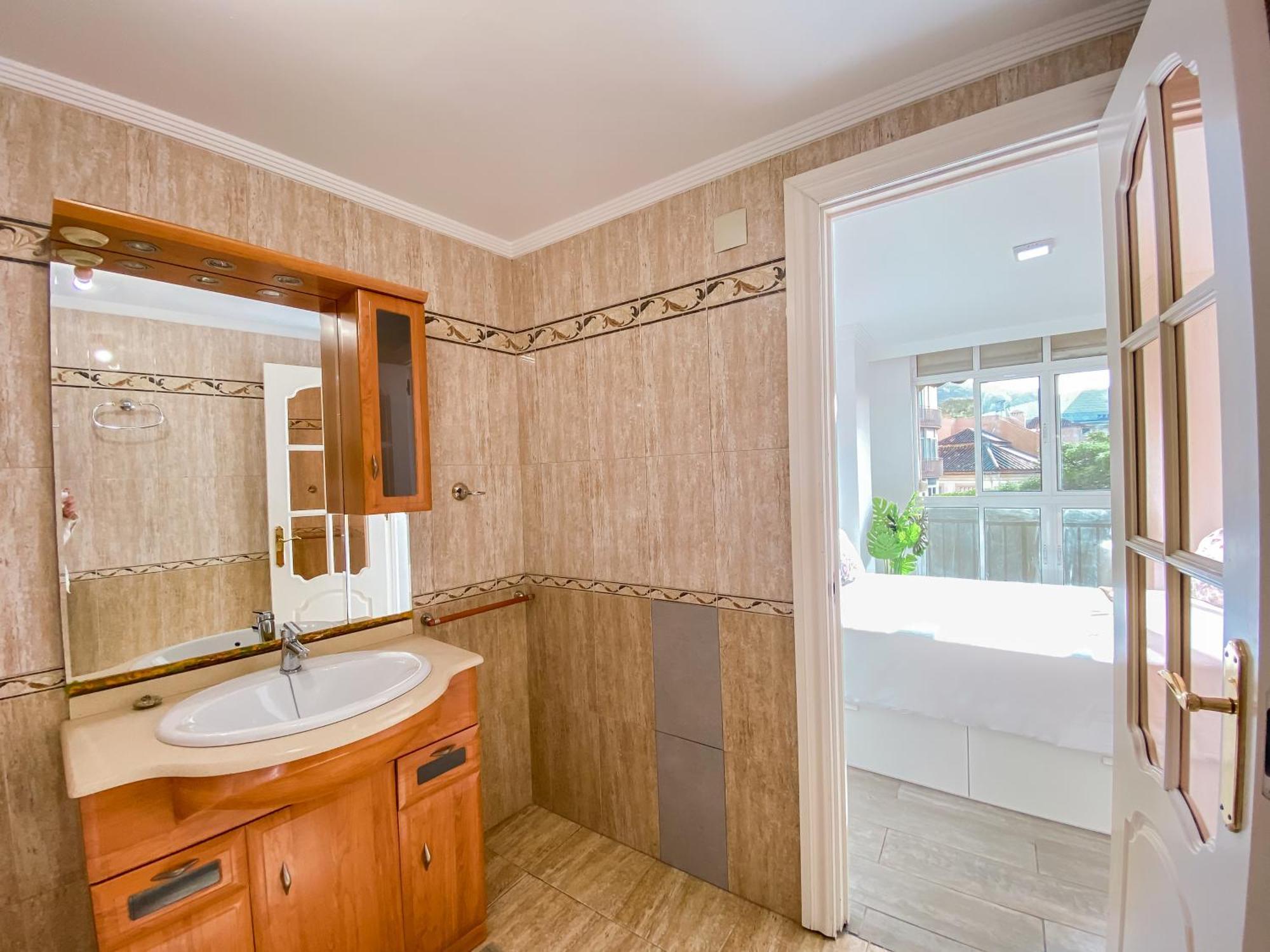 3 Rooms Y 3 Baths Y Aparcamiento Catedral Малага Экстерьер фото